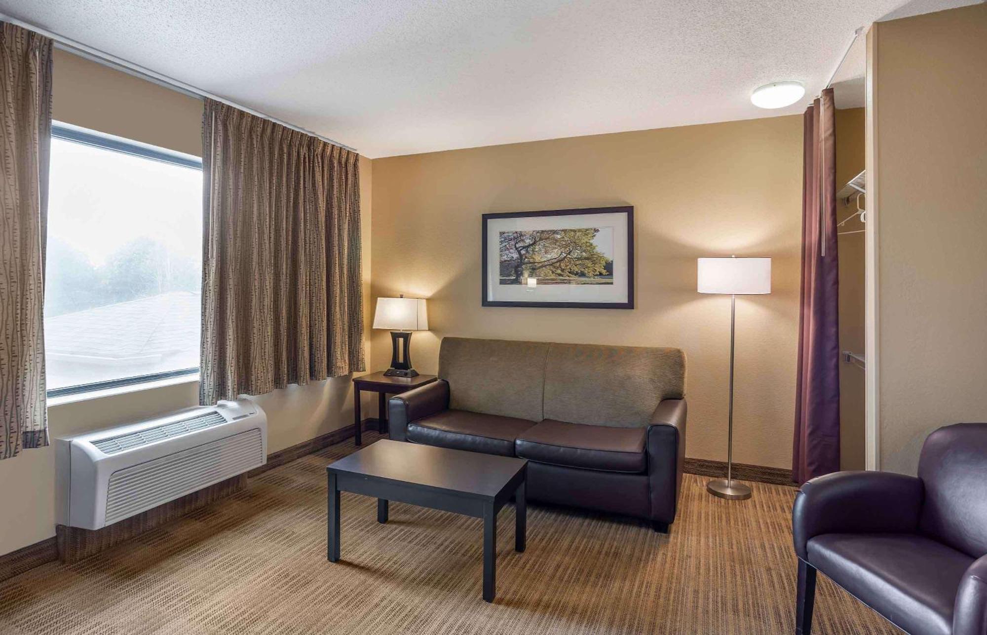 Extended Stay America Suites - Minneapolis - Мейпъл Гроув Екстериор снимка